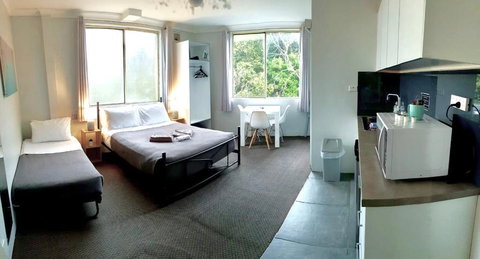 Manly Beachside Apartments - Accommodation in Brisbane 8