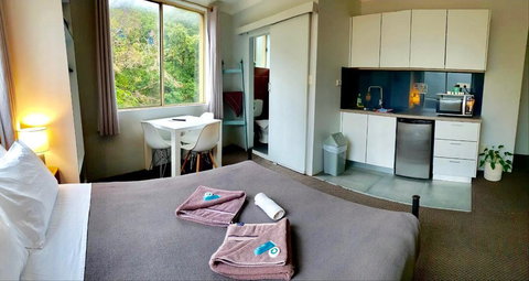 Manly Beachside Apartments - Accommodation in Brisbane 9