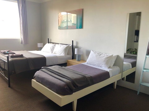 Manly Beachside Apartments - Accommodation in Brisbane 1