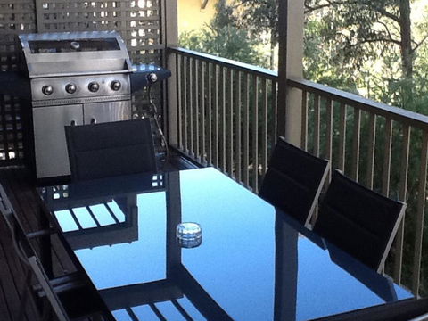 Villa De Saran Located Within Cypress Lakes - Accommodation in Brisbane 9