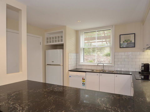 Villa De Saran Located Within Cypress Lakes - Accommodation in Brisbane 2