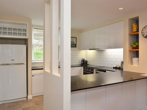 Villa De Saran Located Within Cypress Lakes - Accommodation in Brisbane 8