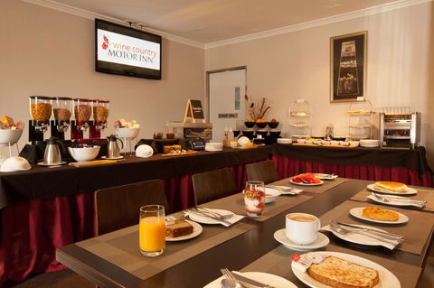Wine Country Motor Inn - Accommodation in Brisbane 8