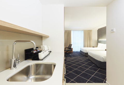 Furama Darling Harbour - Accommodation in Brisbane 38