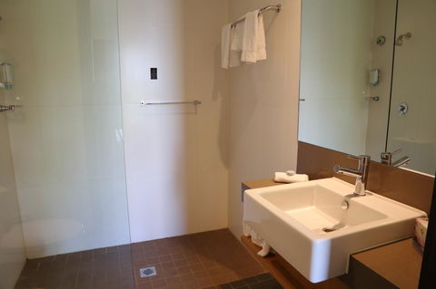 Alpha Hotel Eastern Creek - Accommodation in Brisbane 27