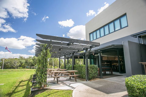 Alpha Hotel Eastern Creek - Accommodation in Brisbane 10