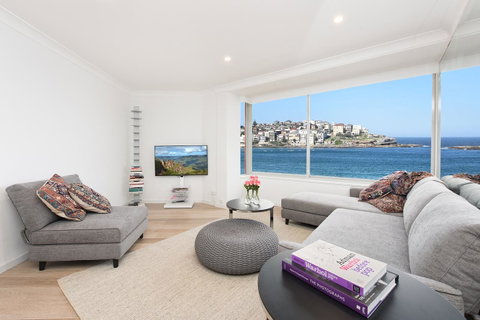 Right On Bondi - Accommodation in Brisbane 0