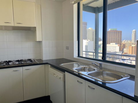 Castle Serviced Apartments - Accommodation in Brisbane 2