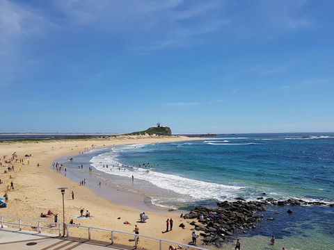 Arena Luxury Beachfront Apartment - Accommodation in Brisbane 2