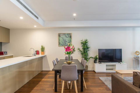 Sydney CBD Brand New Apartments With Hyde Park View - Accommodation in Brisbane 0