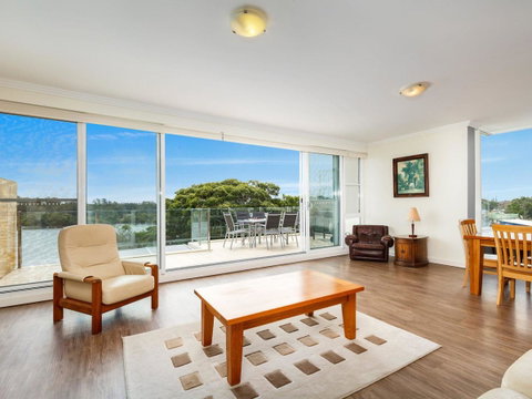 Regatta 13 - Accommodation in Brisbane 8