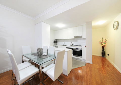 Sydney Apartment Close To Airport & CBD - Accommodation in Brisbane 15