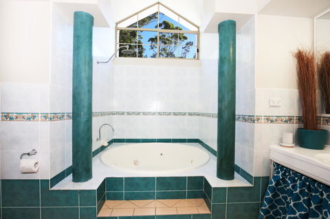 Seaglass - Stunning Views Of Jervis Bay - Accommodation in Brisbane 16