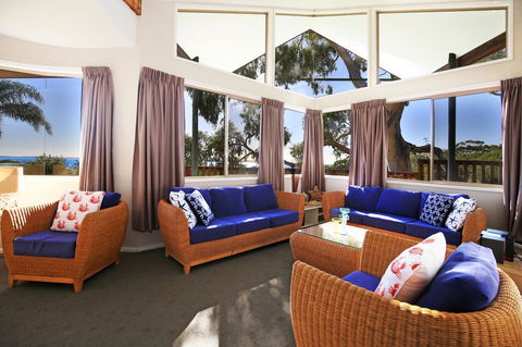 Seaglass - Stunning Views Of Jervis Bay - Accommodation in Brisbane 3