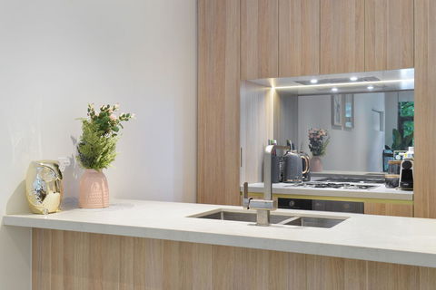 Luxury Home Hotel Next To Darling Harbour - Accommodation in Brisbane 3