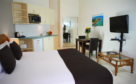 The Byron Beachcomber - Accommodation in Brisbane 13