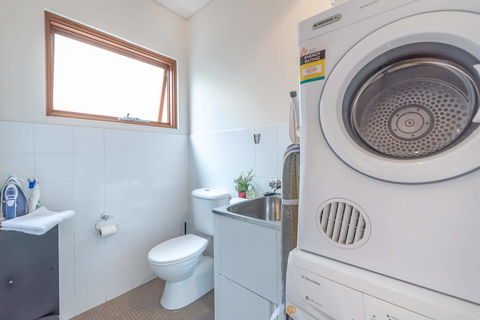 2 Bed House + Loft In Pyrmont - Accommodation in Brisbane 20