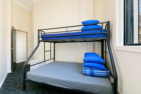 Mad Monkey Downtown - Accommodation in Brisbane 13