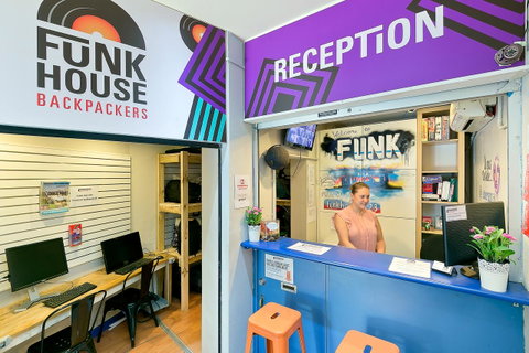 Mad Monkey Downtown - Accommodation in Brisbane 3