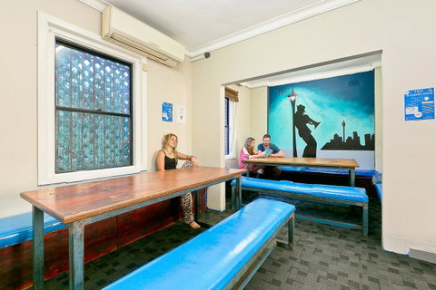 Mad Monkey Downtown - Accommodation in Brisbane 7