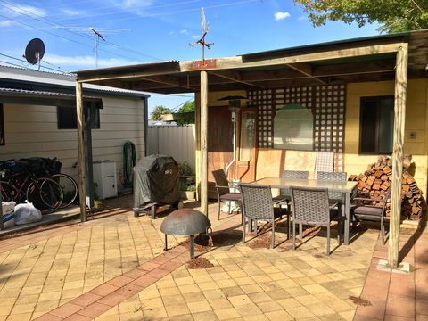 Caledonia Cottage - Accommodation in Brisbane 26
