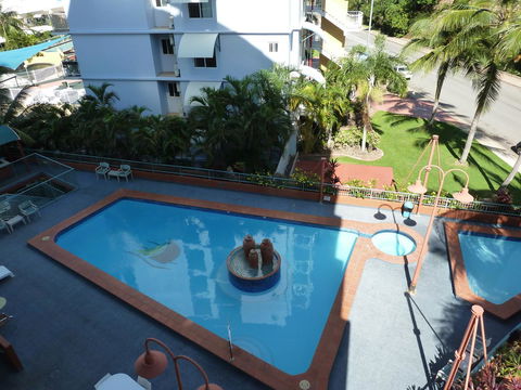 Cullen Bay Resorts - Accommodation in Brisbane 13