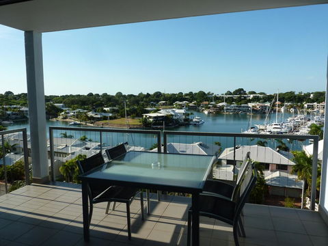 Cullen Bay Resorts - Accommodation in Brisbane 20