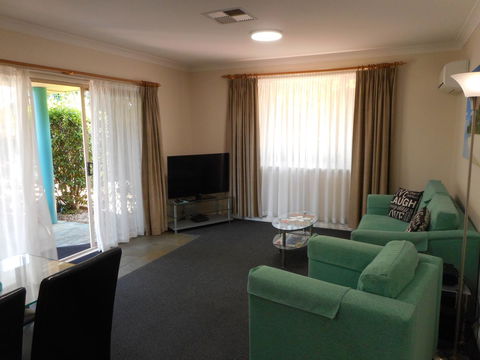 Beaches Serviced Apartments - Accommodation in Brisbane 27