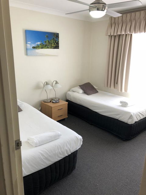 Beaches Serviced Apartments - Accommodation in Brisbane 13