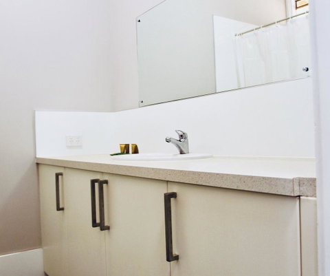 Erldunda Desert Oaks Resort - Accommodation in Brisbane 11
