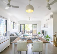 ZEN QUARTERS - The NOMADS PAD Near Nightcliff Markets  Sunset Foreshore - Accommodation in Brisbane