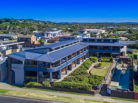 Lennox Holiday Apartments - Accommodation in Brisbane 0