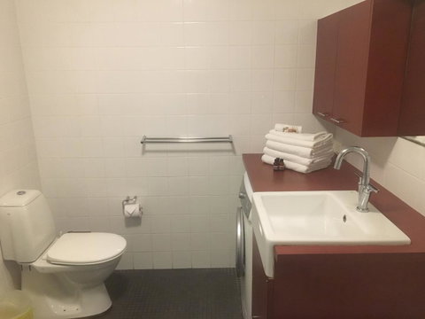 Lennox Holiday Apartments - Accommodation in Brisbane 30