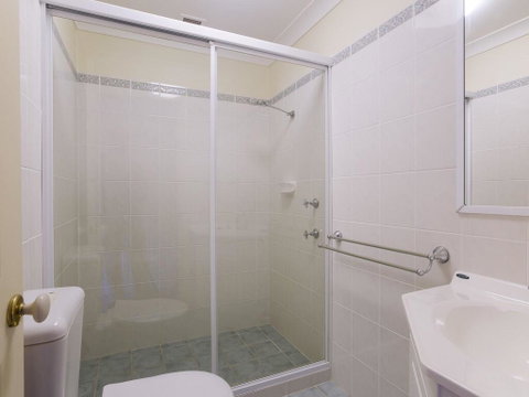 Bonito At Bagnalls Beach' 1/6 Bonito Street - Pet Friendly, Air Conditioning - Accommodation in Brisbane 2