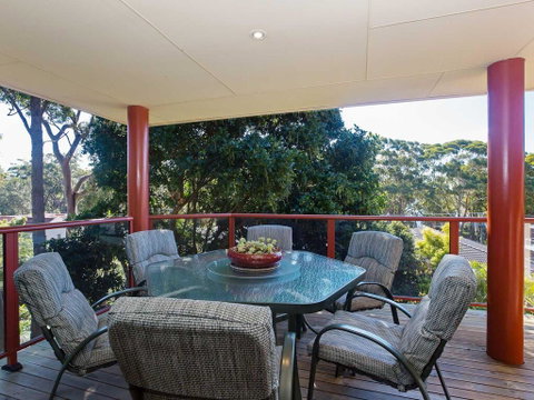 Bonito At Bagnalls Beach' 1/6 Bonito Street - Pet Friendly, Air Conditioning - Accommodation in Brisbane 0