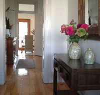 Book Keepers Cottage - Accommodation in Brisbane