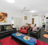 BOUTIQUE APARTMENTS BEACH LOCATION - Accommodation in Brisbane