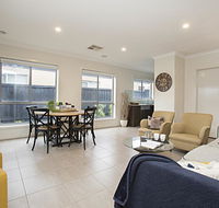 BOUTIQUE STAYS - Gumflower - Accommodation in Brisbane