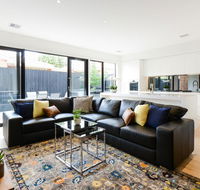 Boutique Stays-Murrumbeena Place 1 - Accommodation in Brisbane
