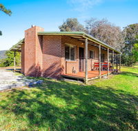 Braeside Cabin Two - Alphitonia - Accommodation in Brisbane