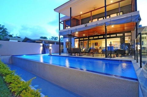 Bramston Beach - Luxury Holiday House - Accommodation in Brisbane 0