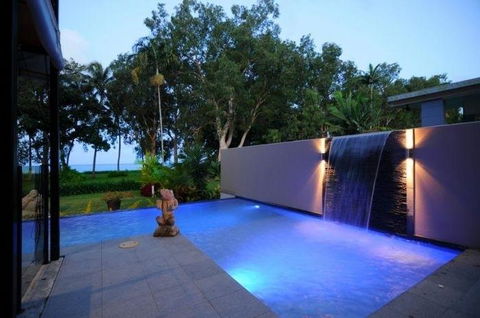 Bramston Beach - Luxury Holiday House - Accommodation in Brisbane 3