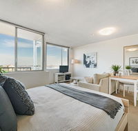 Bright and Sunny Studio Apartment - Accommodation in Brisbane