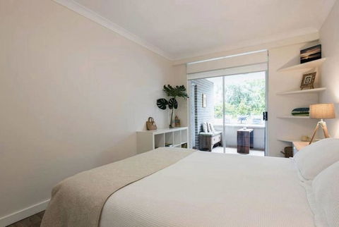 Bright Comfy Bondi Home - Accommodation in Brisbane 3