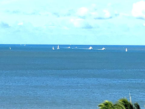 Cairns Apartment Esplanade Ocean Views - Accommodation in Brisbane 2