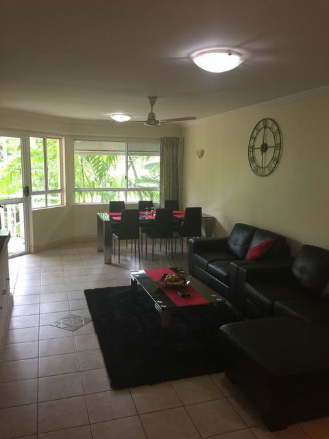 Cairns Golf Course Apartment - Accommodation in Brisbane 3