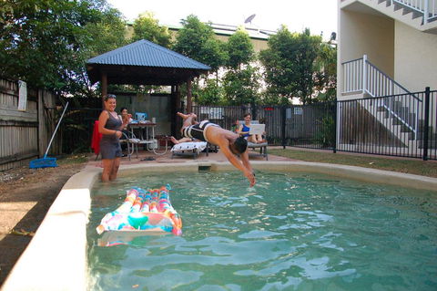 Cairns Sharehouse Apartment - Accommodation in Brisbane 1