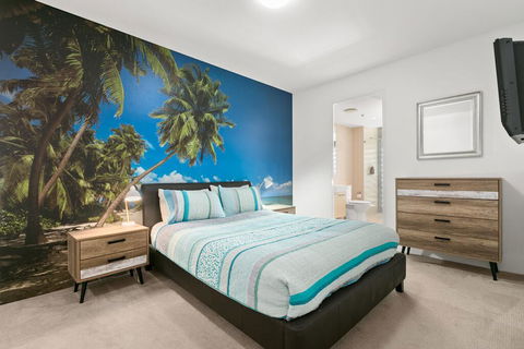 Cairns Waterfront - Harbourlights - Accommodation in Brisbane 2