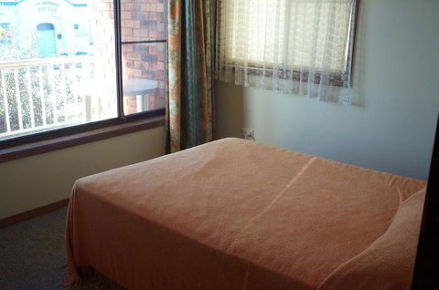 Calypso, Unit 1 - The Entrance, NSW - Accommodation in Brisbane 3