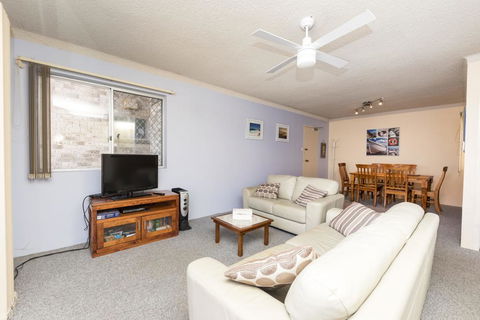 Camelot Unit 6 - Accommodation in Brisbane 2
